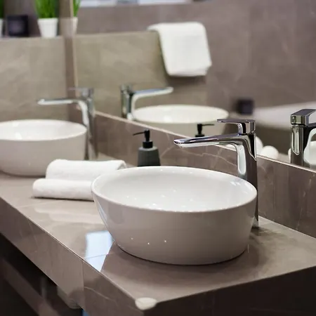 Luxury With Sauna - 185 M2 Kosice