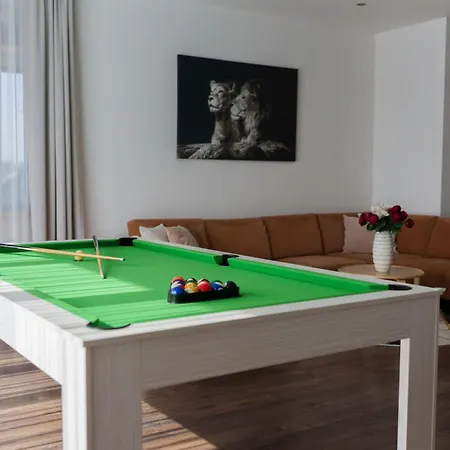 Apartment Luxury With Sauna - 185 M2