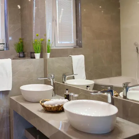 Apartment Luxury With Sauna - 185 M2