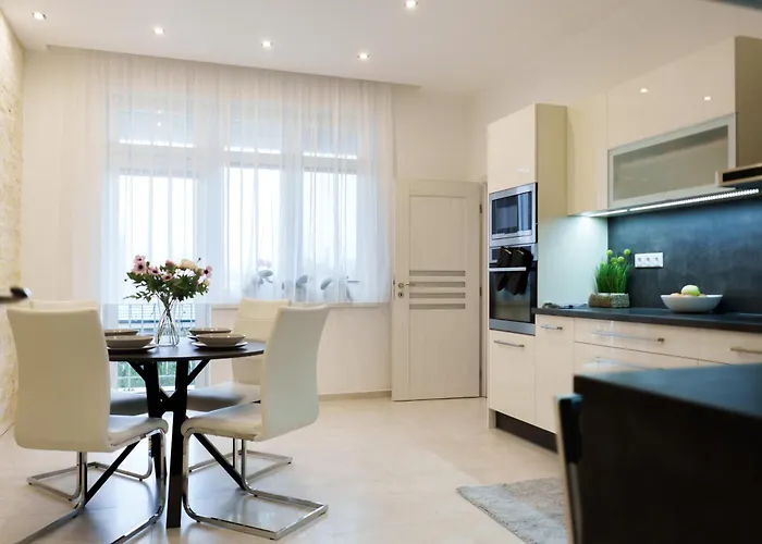 Luxury With Sauna - 185 M2 Apartment Kosice